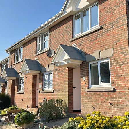 فيلا Chalkhill View - Idyllic Sea Views Parking Wyke Regis المظهر الخارجي الصورة